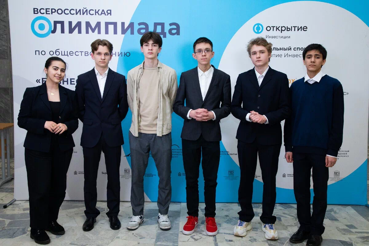 6 школьников России выиграли 1 000 000 рублей!